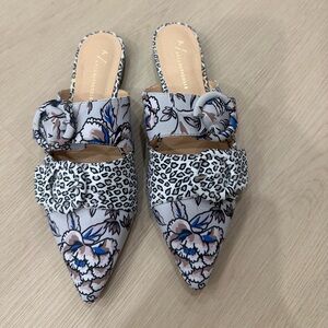 Anthropologie flavia pointed toe mules Size 7.5